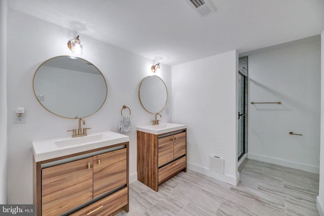 4248 NW BLAGDEN AVE NW, Washington, DC 20011