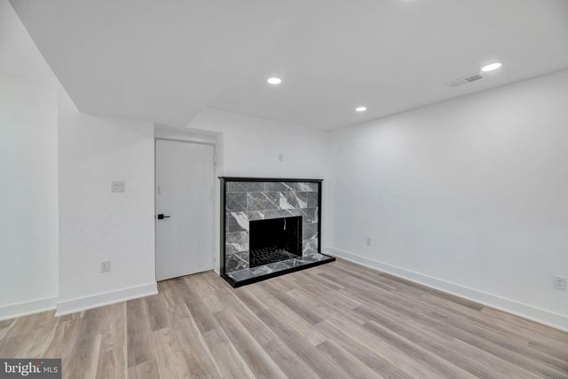4248 NW BLAGDEN AVE NW, Washington, DC 20011