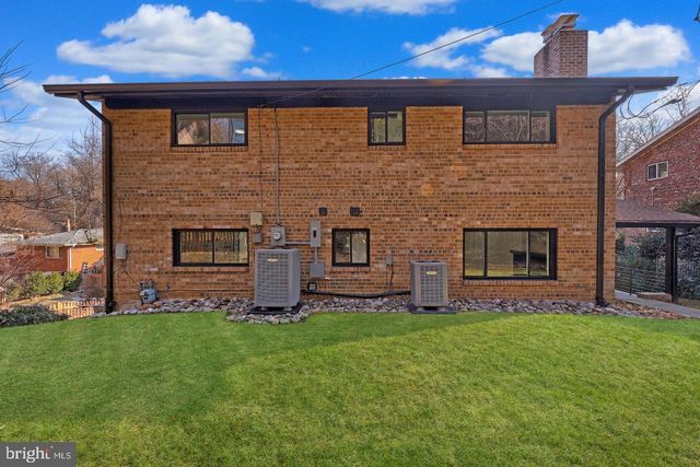 4248 NW BLAGDEN AVE NW, Washington, DC 20011