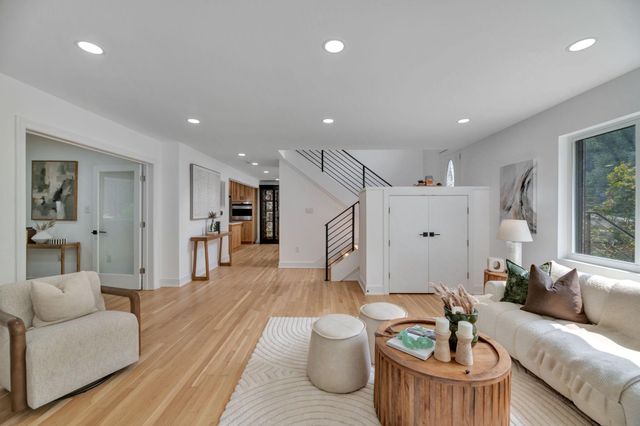 4248 NW BLAGDEN AVE NW, Washington, DC 20011