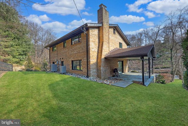 4248 NW BLAGDEN AVE NW, Washington, DC 20011