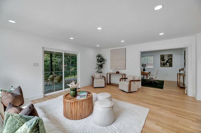 4248 NW BLAGDEN AVE NW, Washington, DC 20011