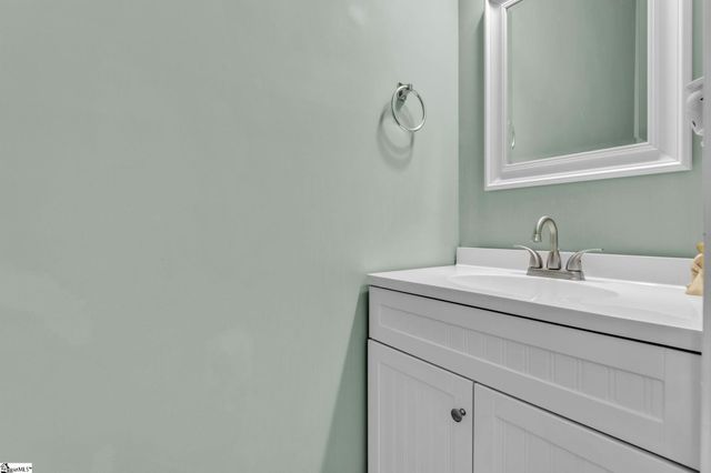 16 Semmelrock Drive, Simpsonville, SC 29680