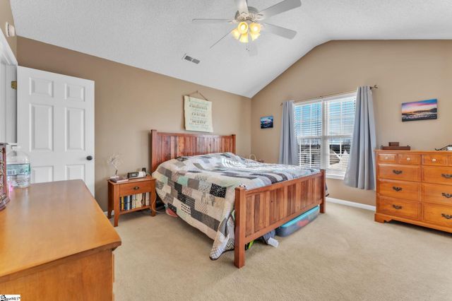 16 Semmelrock Drive, Simpsonville, SC 29680