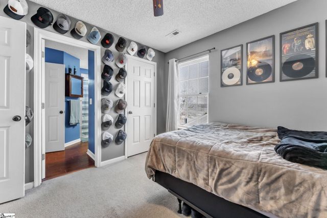 16 Semmelrock Drive, Simpsonville, SC 29680