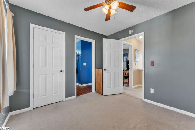 16 Semmelrock Drive, Simpsonville, SC 29680