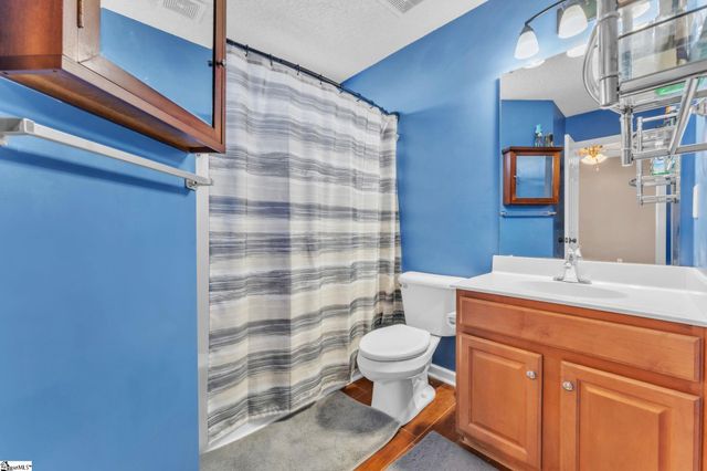 16 Semmelrock Drive, Simpsonville, SC 29680