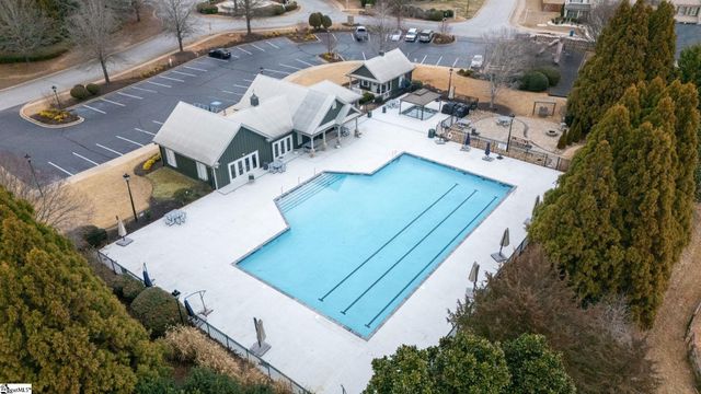 16 Semmelrock Drive, Simpsonville, SC 29680