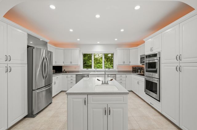 34 Shirley Point Road, Centerville, MA 02632