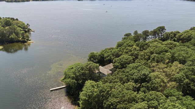 34 Shirley Point Road, Centerville, MA 02632