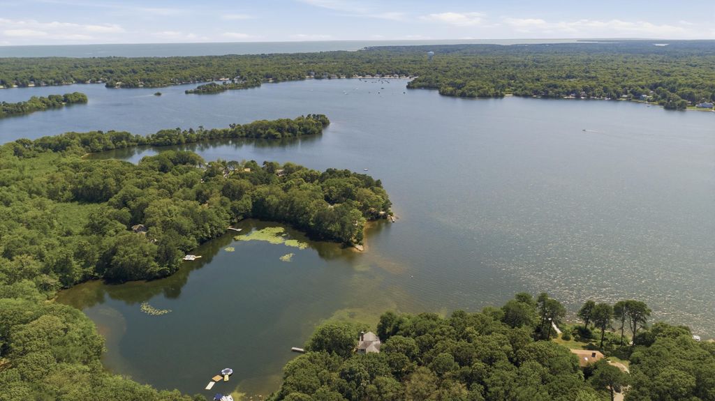 34 Shirley Point Road, Centerville, MA 02632