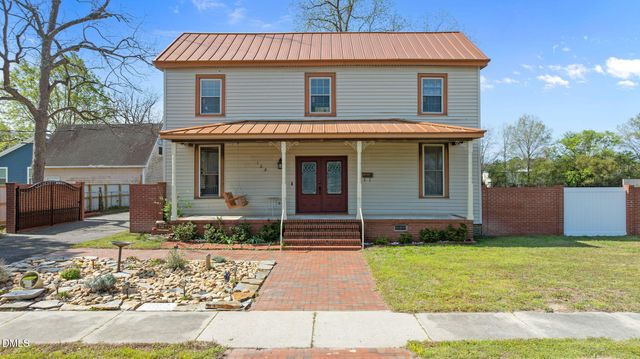 128 E Railroad Street, La Grange, NC 28551
