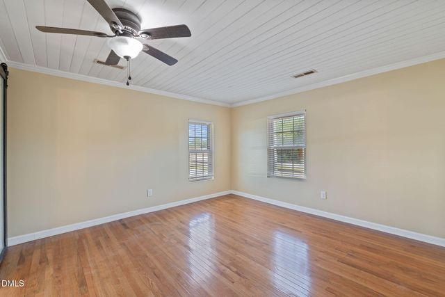 128 E Railroad Street, La Grange, NC 28551