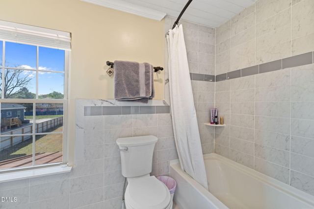 128 E Railroad Street, La Grange, NC 28551