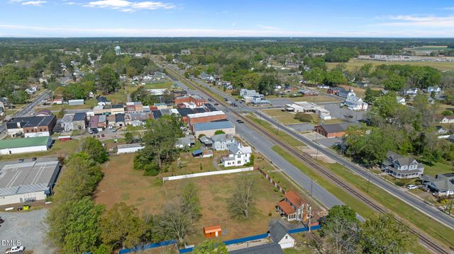 128 E Railroad Street, La Grange, NC 28551