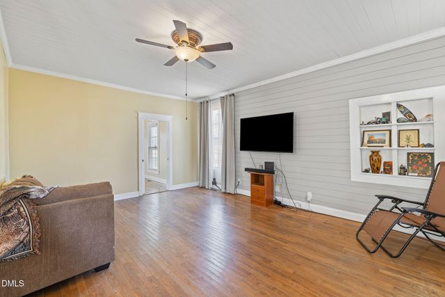 128 E Railroad Street, La Grange, NC 28551