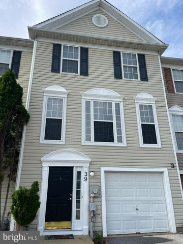 39 LISA DR, Newark, DE 19702