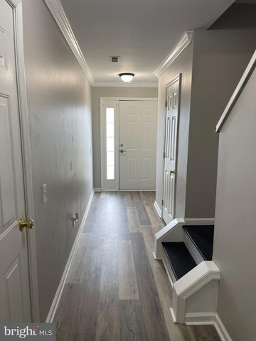 39 LISA DR, Newark, DE 19702