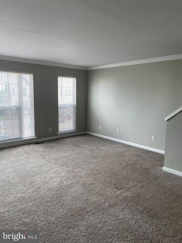 39 LISA DR, Newark, DE 19702
