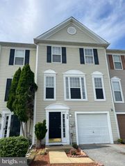 39 LISA DR, Newark, DE 19702