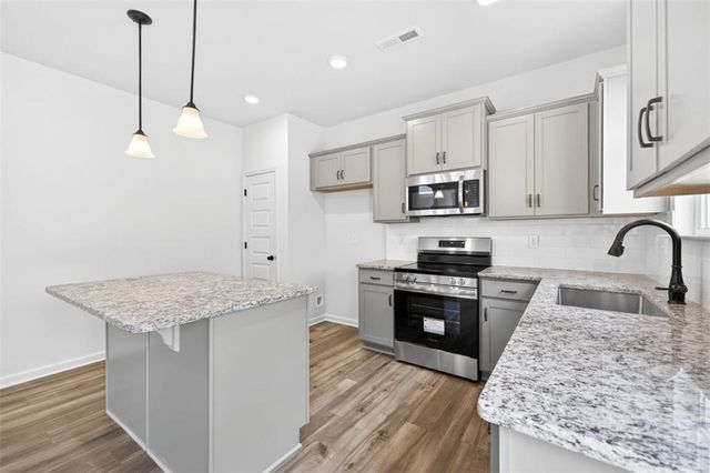 178 Artimis Lane, Dalton, GA 30720