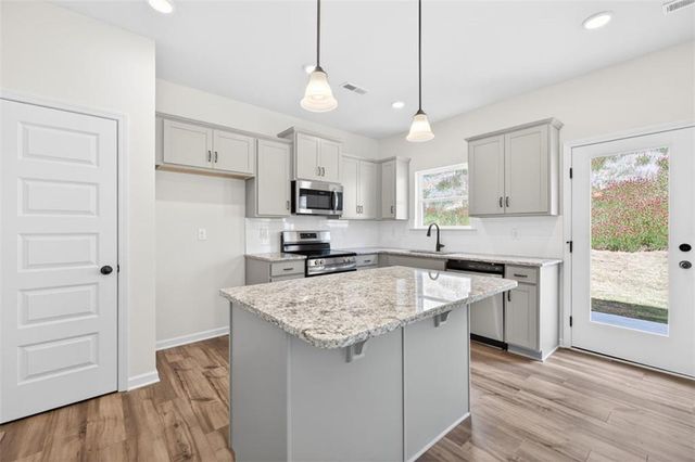 178 Artimis Lane, Dalton, GA 30720
