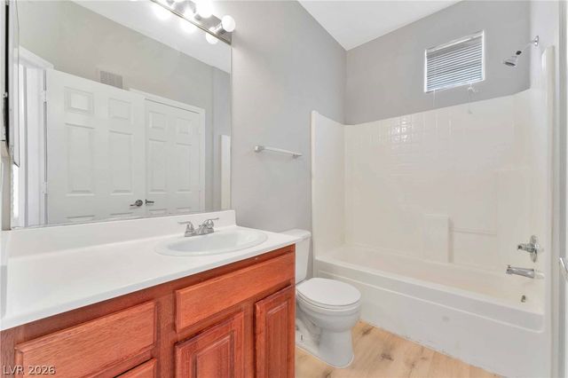 5855 VALLEY Drive 2063, North Las Vegas, NV 89031