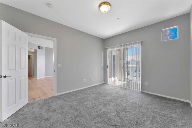5855 VALLEY Drive 2063, North Las Vegas, NV 89031