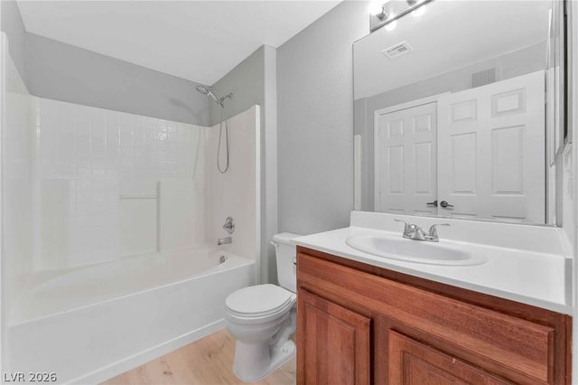 5855 VALLEY Drive 2063, North Las Vegas, NV 89031