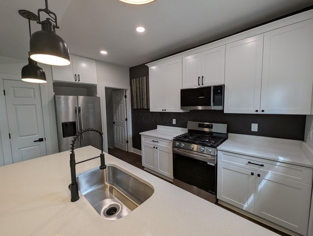 723 Stewart Avenue, Columbus, OH 43206