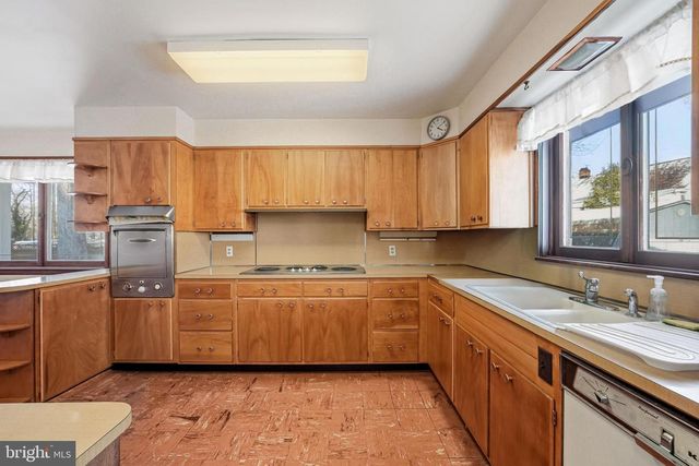 23 LAKE ST, Bridgeton, NJ 08302