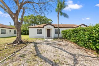 10544 SW 182nd St, Miami, FL 33157
