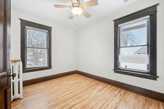 1239 Charles Avenue, Saint Paul, MN 55104