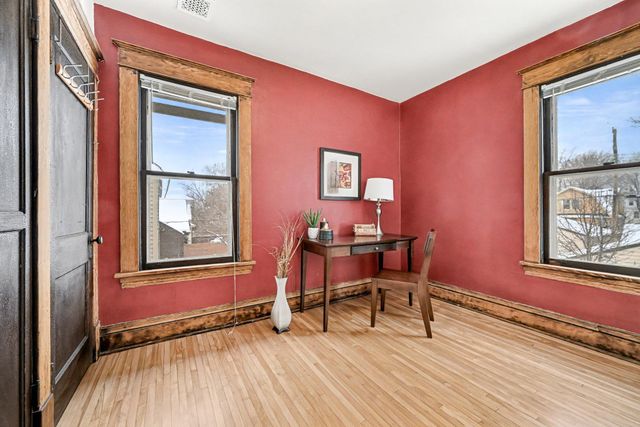 1239 Charles Avenue, Saint Paul, MN 55104