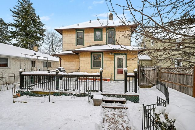 1239 Charles Avenue, Saint Paul, MN 55104