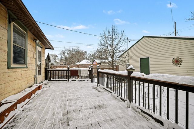 1239 Charles Avenue, Saint Paul, MN 55104