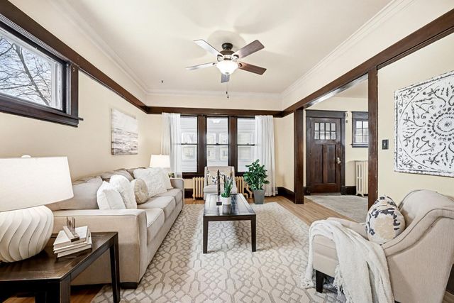 1239 Charles Avenue, Saint Paul, MN 55104