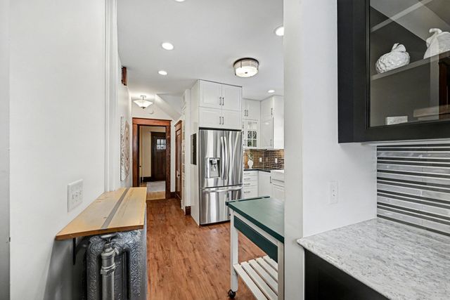 1239 Charles Avenue, Saint Paul, MN 55104