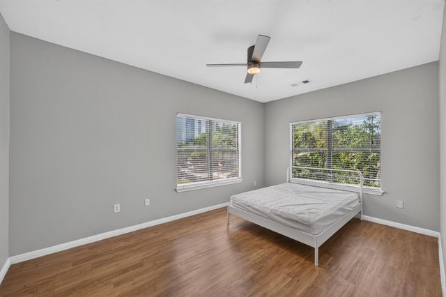 2502 Leon ST 304, Austin, TX 78705