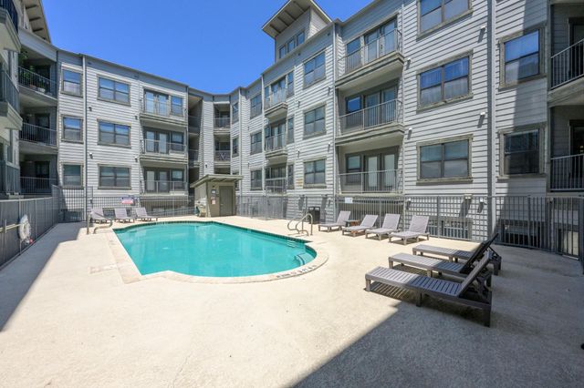 2502 Leon ST 304, Austin, TX 78705