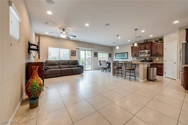 9414 Pastel Wing Court, Las Vegas, NV 89148