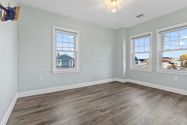 3 Clinton Rd, Revere, MA 02151