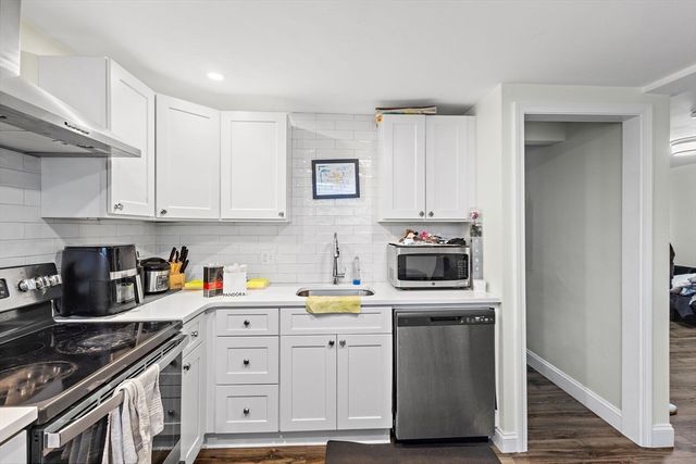 3 Clinton Rd, Revere, MA 02151