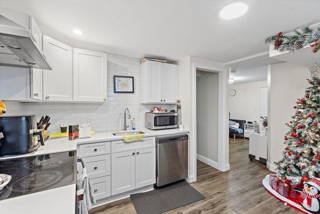 3 Clinton Rd, Revere, MA 02151