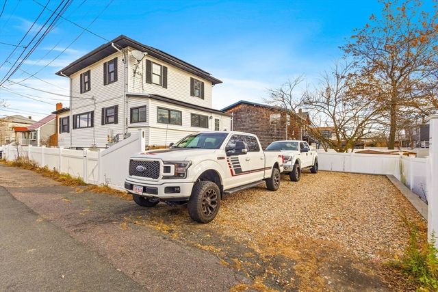 3 Clinton Rd, Revere, MA 02151