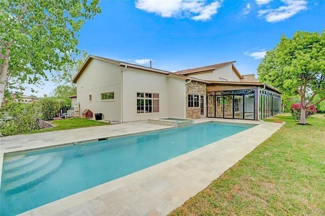 5403 E River Drive, Richmond, TX 77406