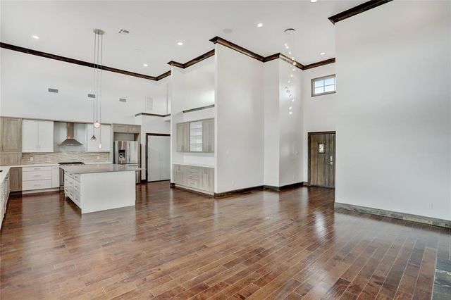 5403 E River Drive, Richmond, TX 77406