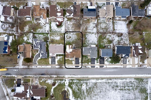 15923 Woodlawn East Avenue, South Holland, IL 60473