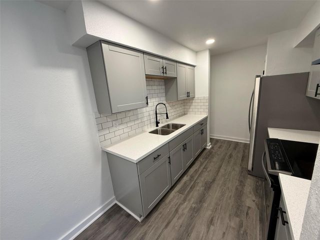 8034 Antoine Drive 231, Houston, TX 77088