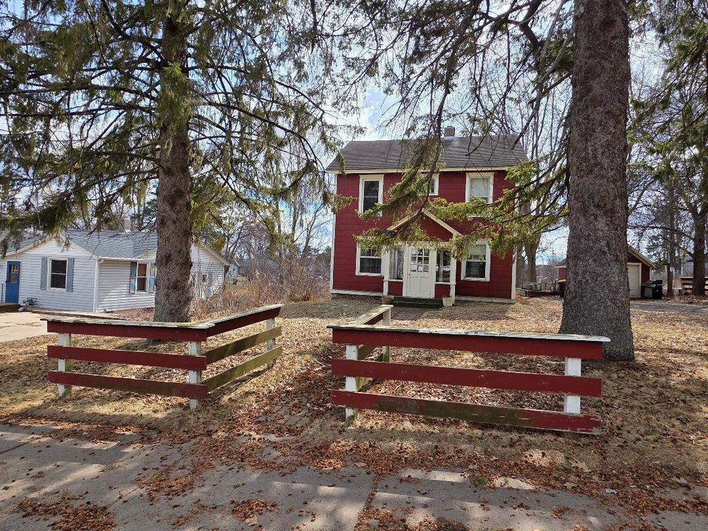 1445 Sorenson Street, Cumberland, WI 54829